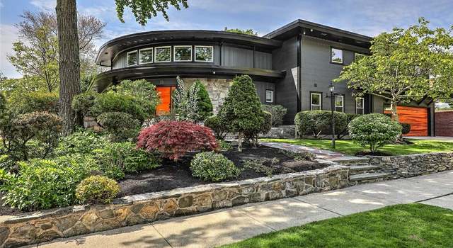 Photo of 33 Intervale Rd, Providence, RI 02906