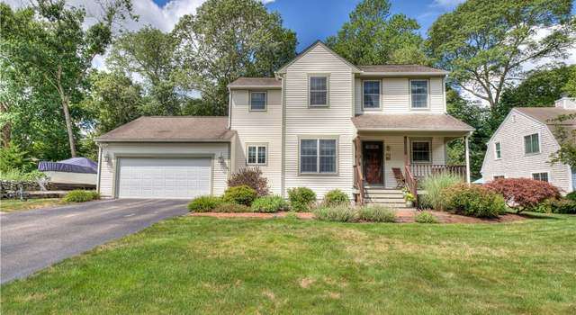 Photo of 103 Brown's Farm Dr, Kingston, RI 02881