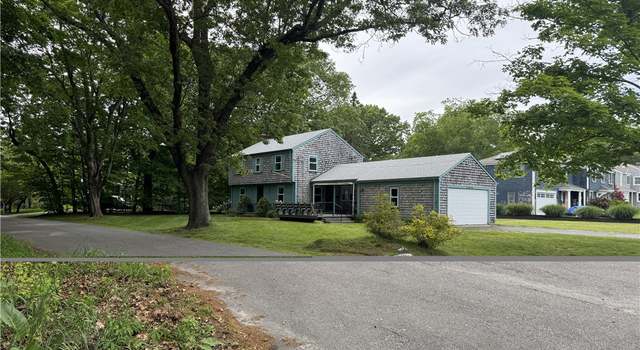 Photo of 1 Grove St, Barrington, RI 02806