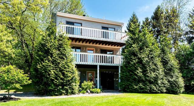 Photo of 25 Spanker St, Jamestown, RI 02835