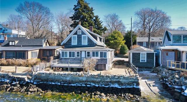 Photo of 263 Riverside Dr, Tiverton, RI