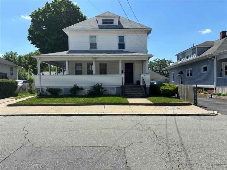 Photo of 236 Lowell Ave Providence, RI 02909