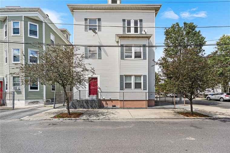 Photo of 147 149 Hudson St Providence, RI 02909