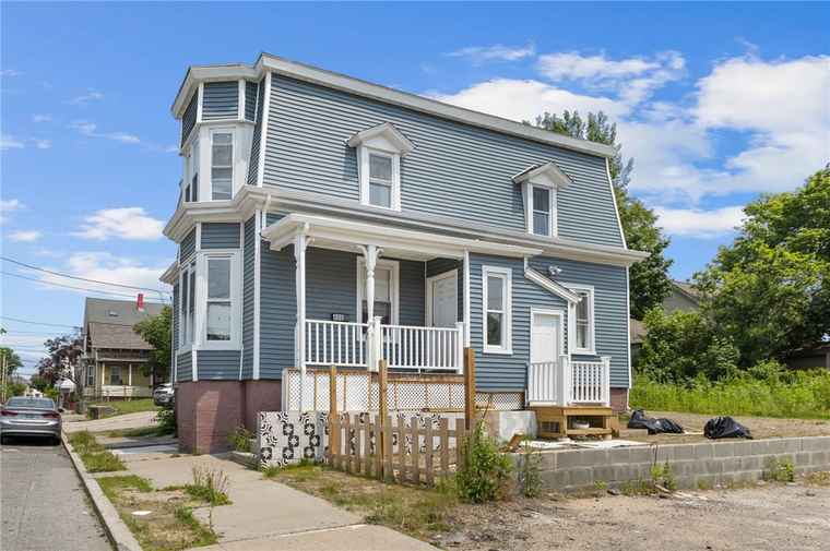 Photo of 406 Cahill St Providence, RI 02905