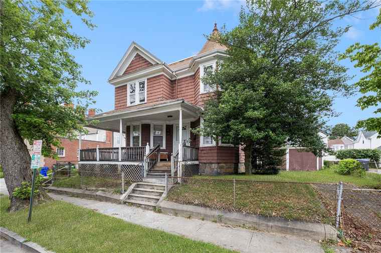 Photo of 313 Vermont Ave Providence, RI 02905