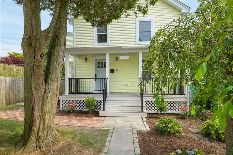 Photo of 13 Carey St Newport, RI 02840