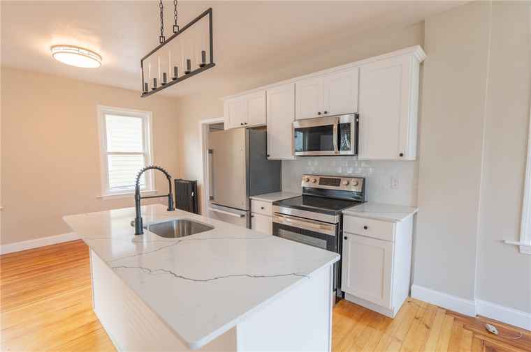 Photo of 71 Wabun Ave Providence, RI 02908