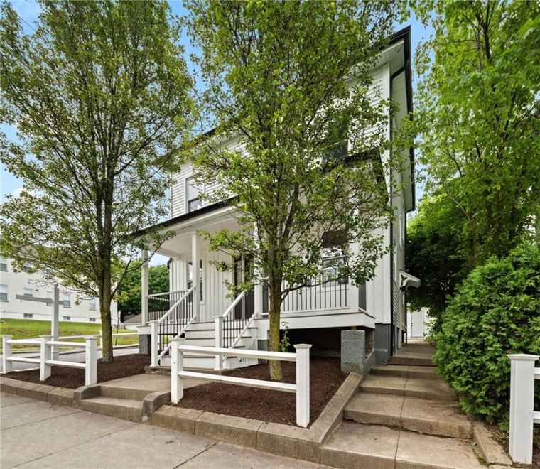 Photo of 1314 Chalkstone Ave Providence, RI 02908