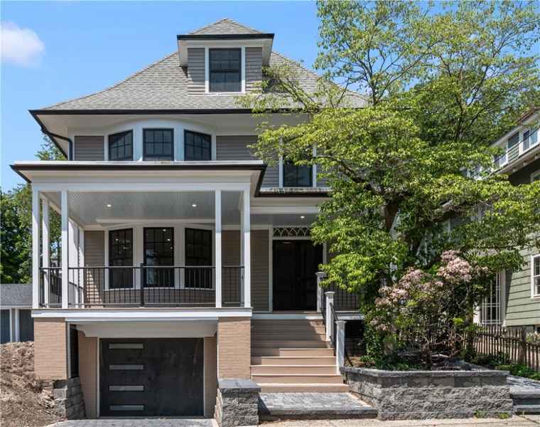 Photo of 72 Taber Ave Providence, RI 02906