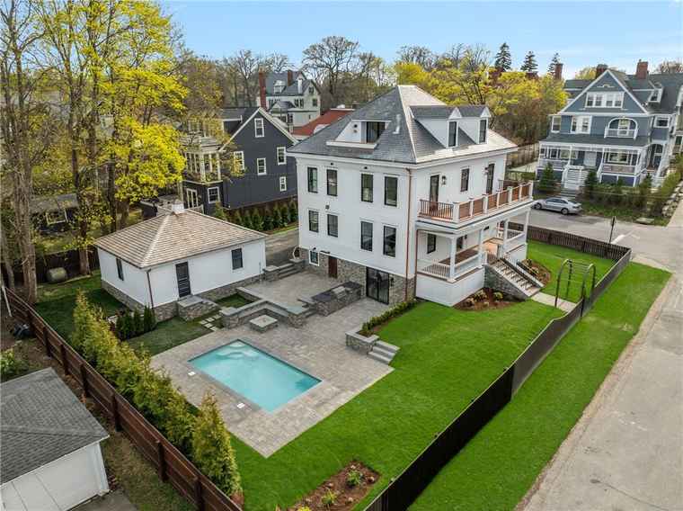 Photo of 7 Champlin St Newport, RI 02840