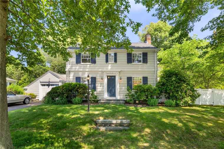 Photo of 36 Kay Blvd Newport, RI 02840