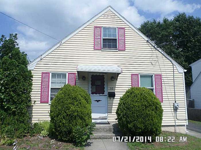 50 Fillmore St Pawtucket RI 02860 MLS 1076409 Redfin