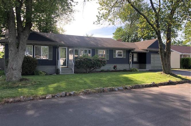 15 Columbus Ave, Johnston, RI 02919 | MLS# 1285139 | Redfin