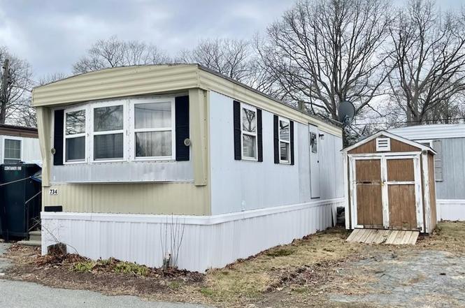 734 Forest Park Mobile Homes Middletown Ri 02842 Mls 1331761 Redfin