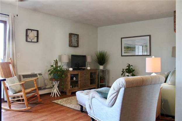 57 Village Ct Unit West Warwick Ri 02893 Mls 1174184 Redfin 57 Village Ct Unit West Warwick Ri 02893