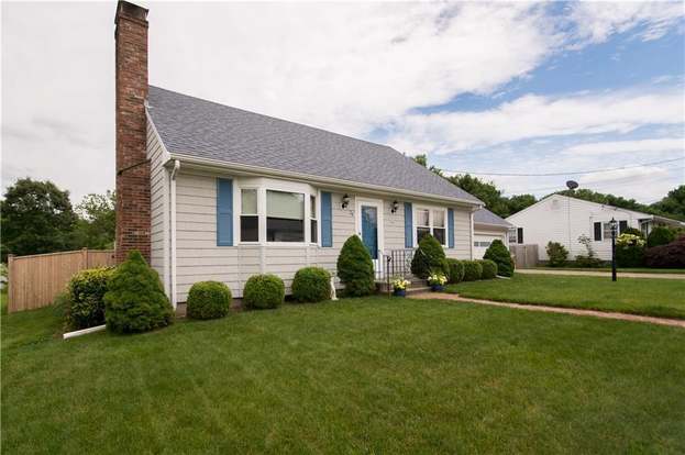 24 Arruda Ave Somerset Ma 02726 Mls 1227206 Redfin