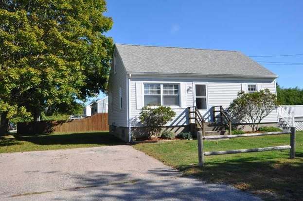 15 Durkin Dr Narragansett Ri 02882 Mls 1052436 Redfin