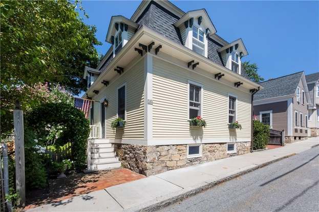 24 Extension St Newport Ri 02840 Mls 1198643 Redfin