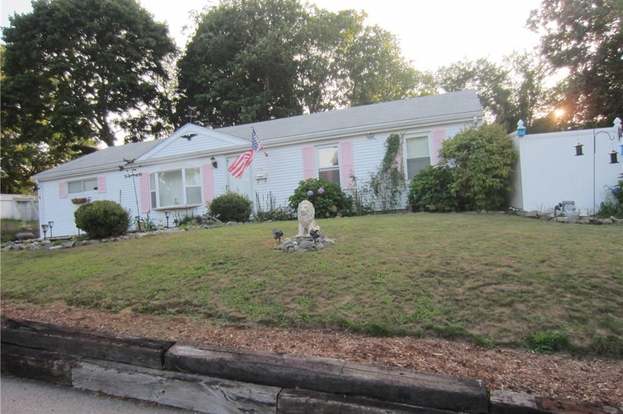 79 Carlson Cir West Warwick Ri 02893 Mls 1201869 Redfin