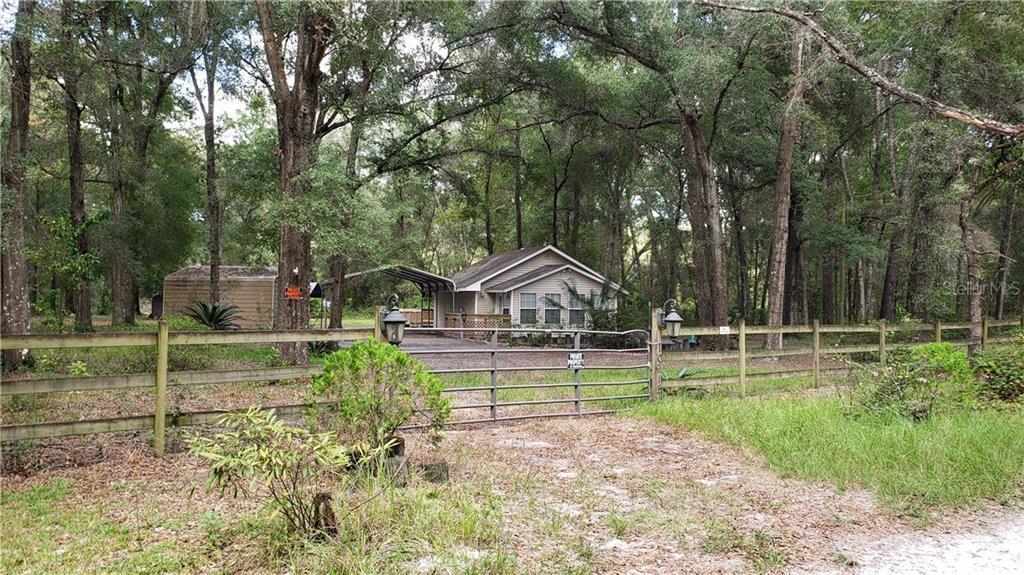 10915 SW 153rd Ln, DUNNELLON, FL 34432 | MLS# OM610006 | Redfin