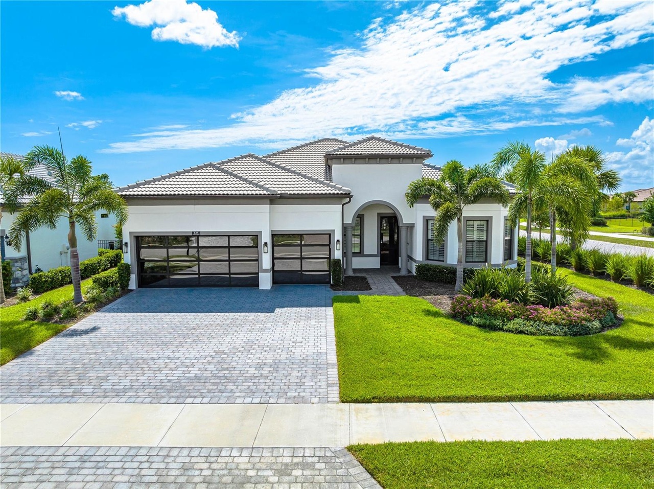 825 Seascape Pl, SARASOTA, FL 34240 | MLS# A4574047 | Redfin