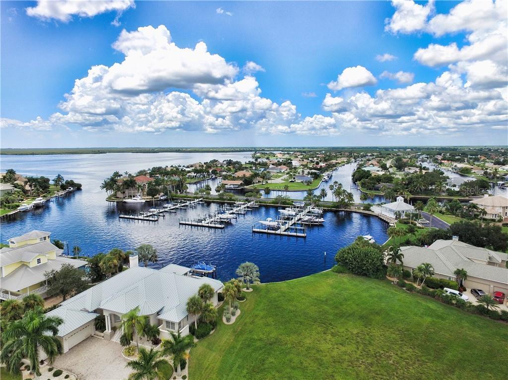 4460 Grassy Point Blvd, PORT CHARLOTTE, FL 33952 | MLS# C7437080 | Redfin