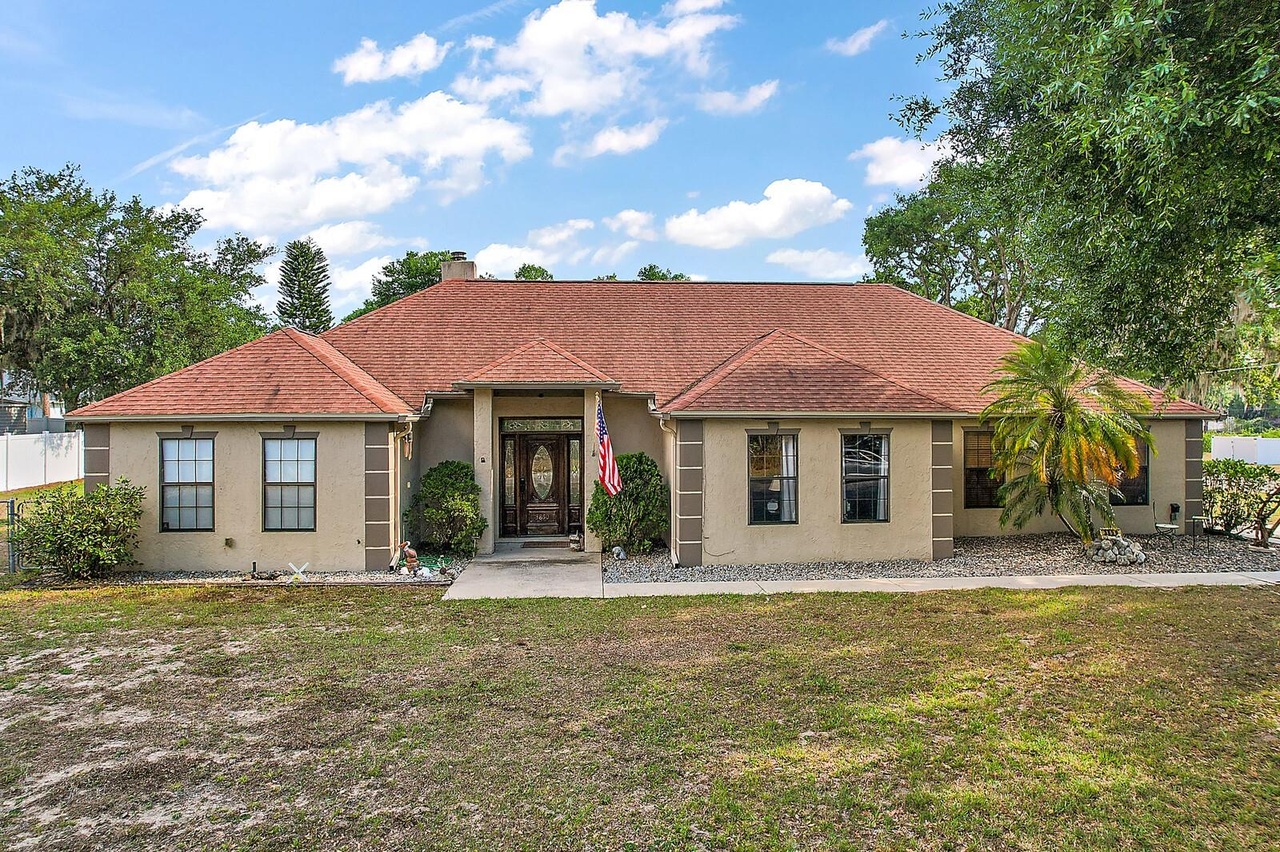 3850 Grand Island Shores Rd, GRAND ISLAND, FL 32735 MLS G5067091