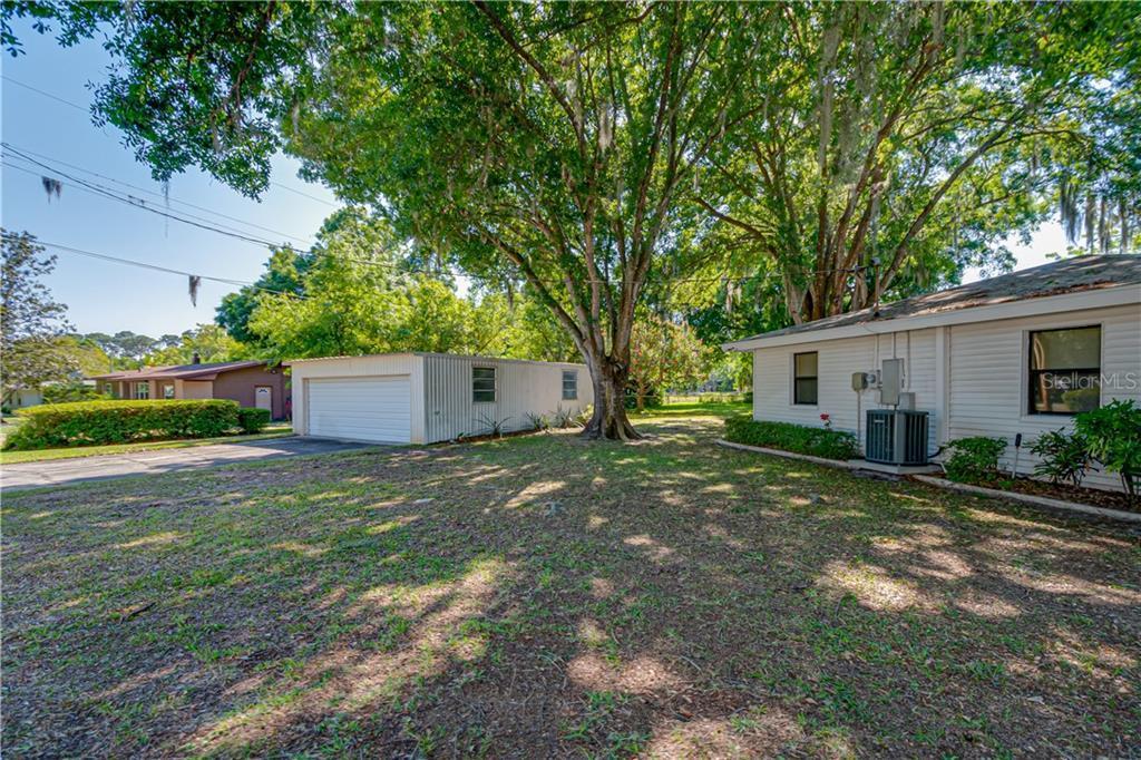 2200 Avenue C SW, WINTER HAVEN, FL 33880 | MLS# L4922117 | Redfin