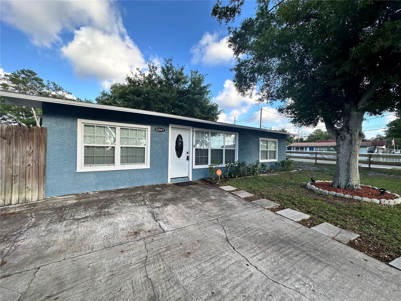 12887 119th St, LARGO, FL 33778 | MLS# U8232174 | Redfin