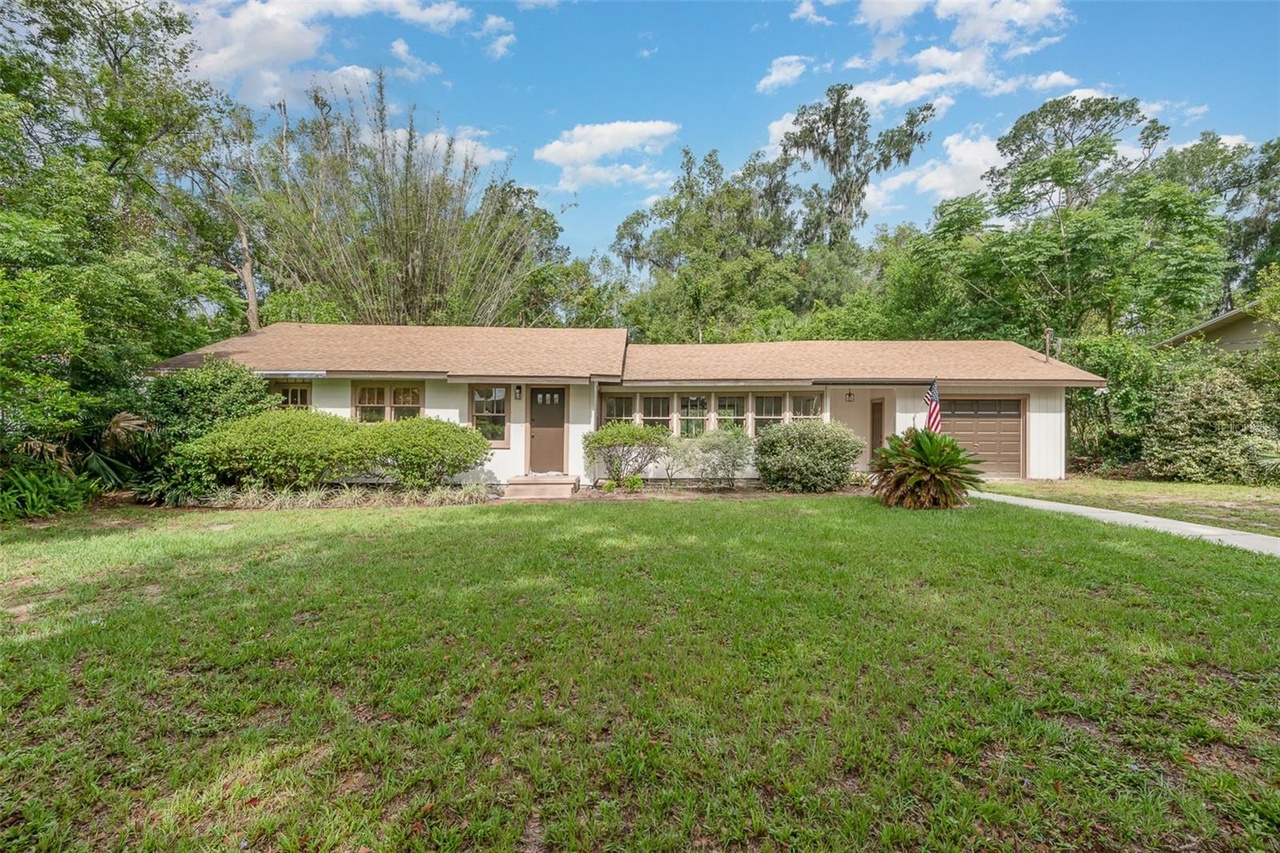 467 S Carpenter Ave, ORANGE CITY, FL 32763 | MLS# O6114185 | Redfin