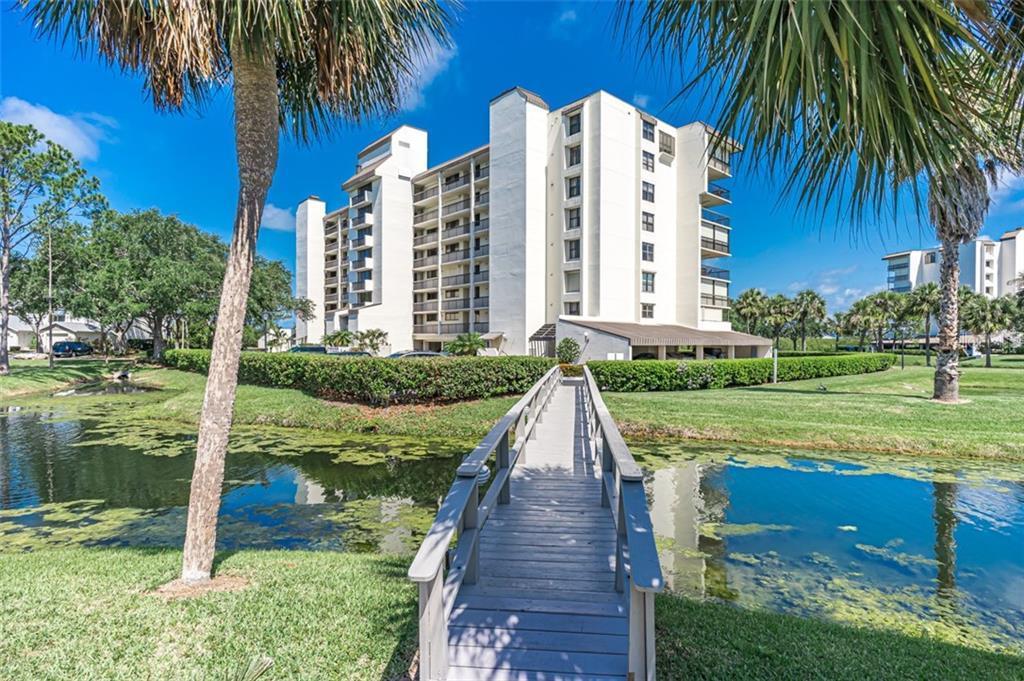 11590 Shipwatch Dr 448, LARGO, FL 33774 MLS U8085189 Redfin