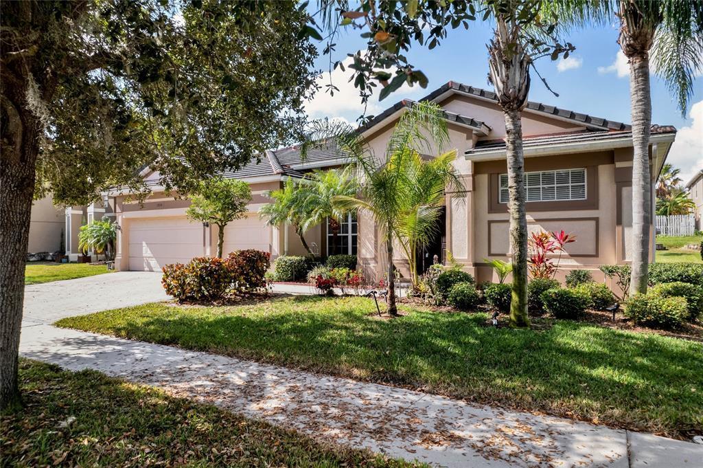 1910 Black Lake Blvd, WINTER GARDEN, FL 34787 | MLS# O6006258 | Redfin