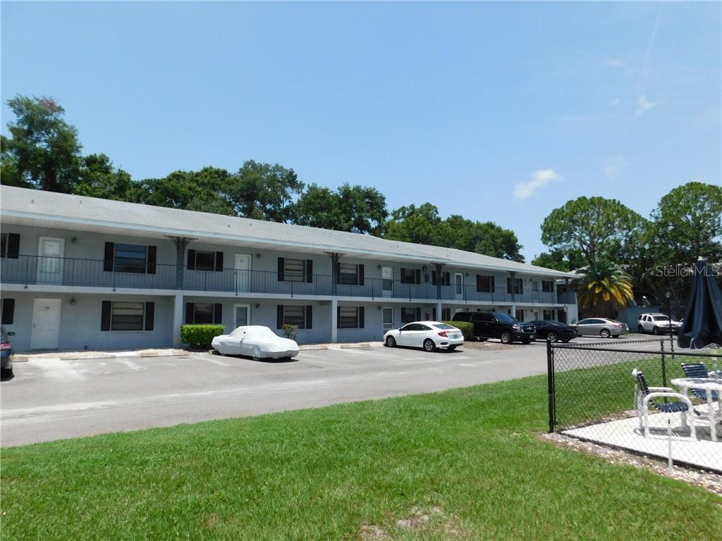 101 Lake Ave NE #112, LARGO, FL 33771 | MLS# U8083299 | Redfin