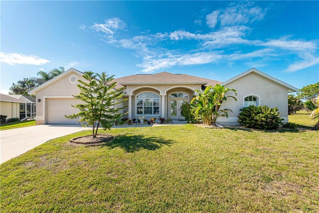 42 Sportsman Ln, ROTONDA WEST, FL 33947 | MLS# D6111326 | Redfin