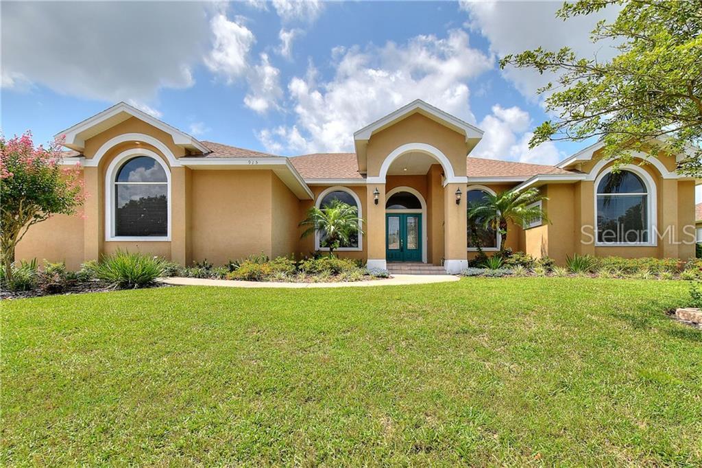 915 Hamilton Place Dr, LAKELAND, FL 33813 | MLS# L4908395 ...