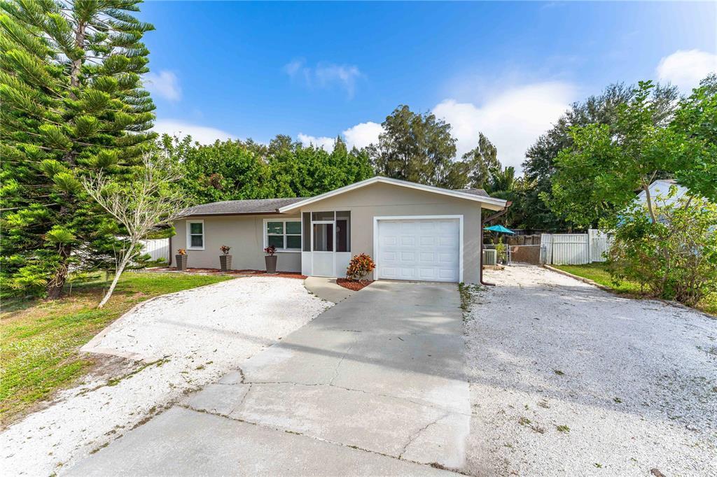 8805 Vamo Rd, SARASOTA, FL 34231 | Redfin