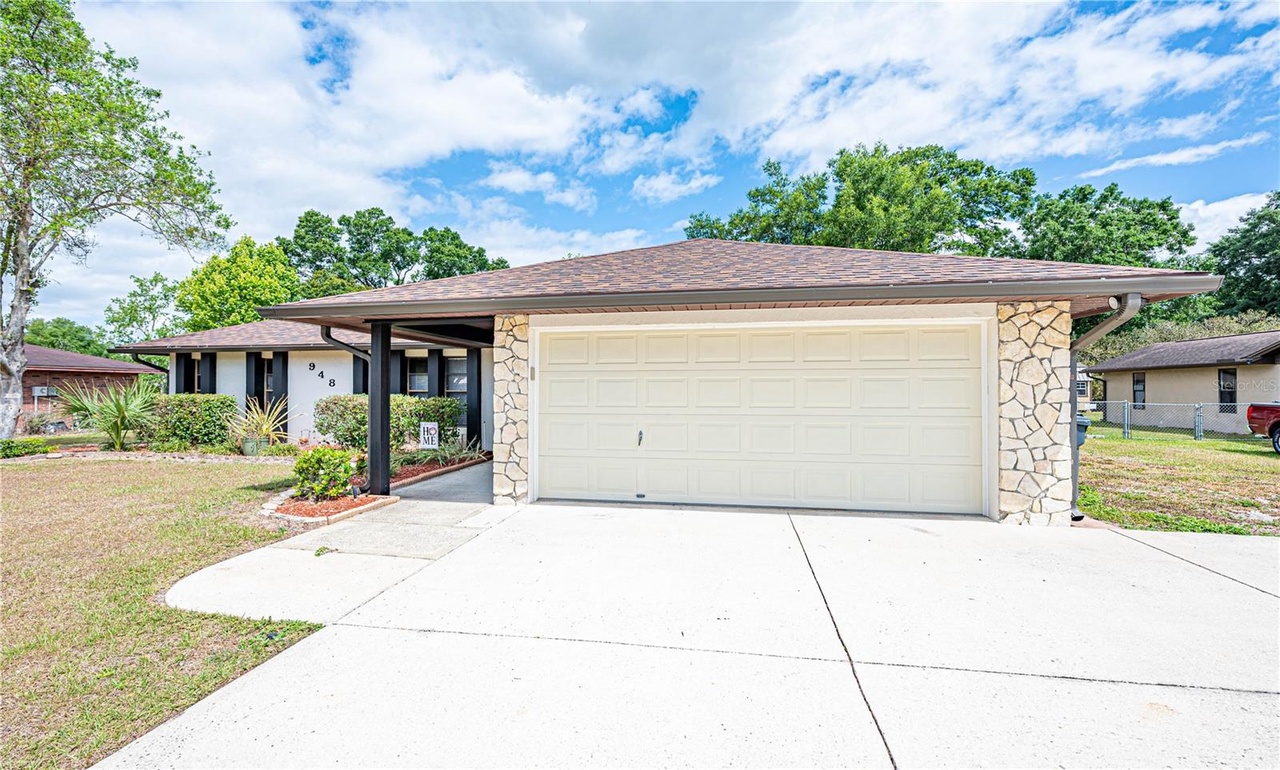 948 Burrisridge Dr, LAKELAND, FL 33809 MLS L4936472 Redfin