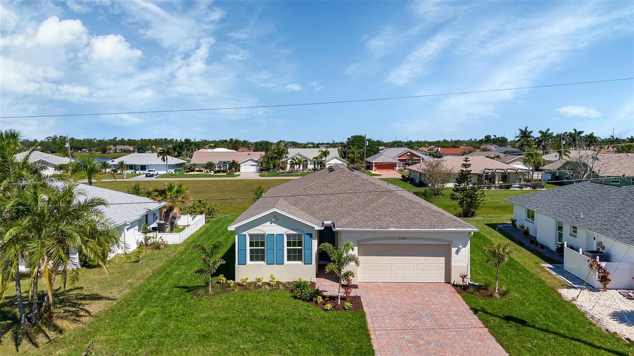 25186 Rosamond Ct, PUNTA GORDA, FL 33983 | MLS# C7490508 | Redfin