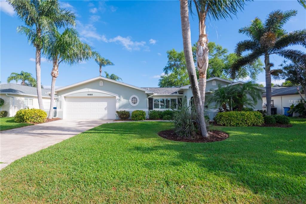 1985 Tanglewood Dr NE, ST PETERSBURG, FL 33702 | MLS# U7853633 | Redfin