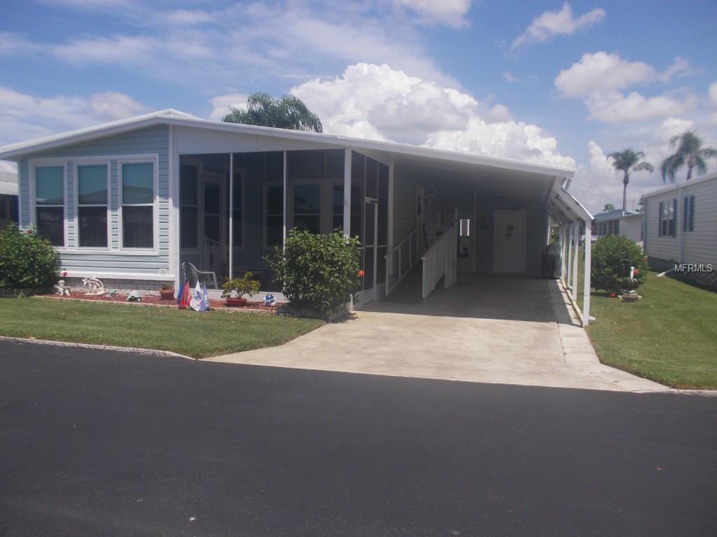 2116 Maui Dr, Holiday, FL 34691