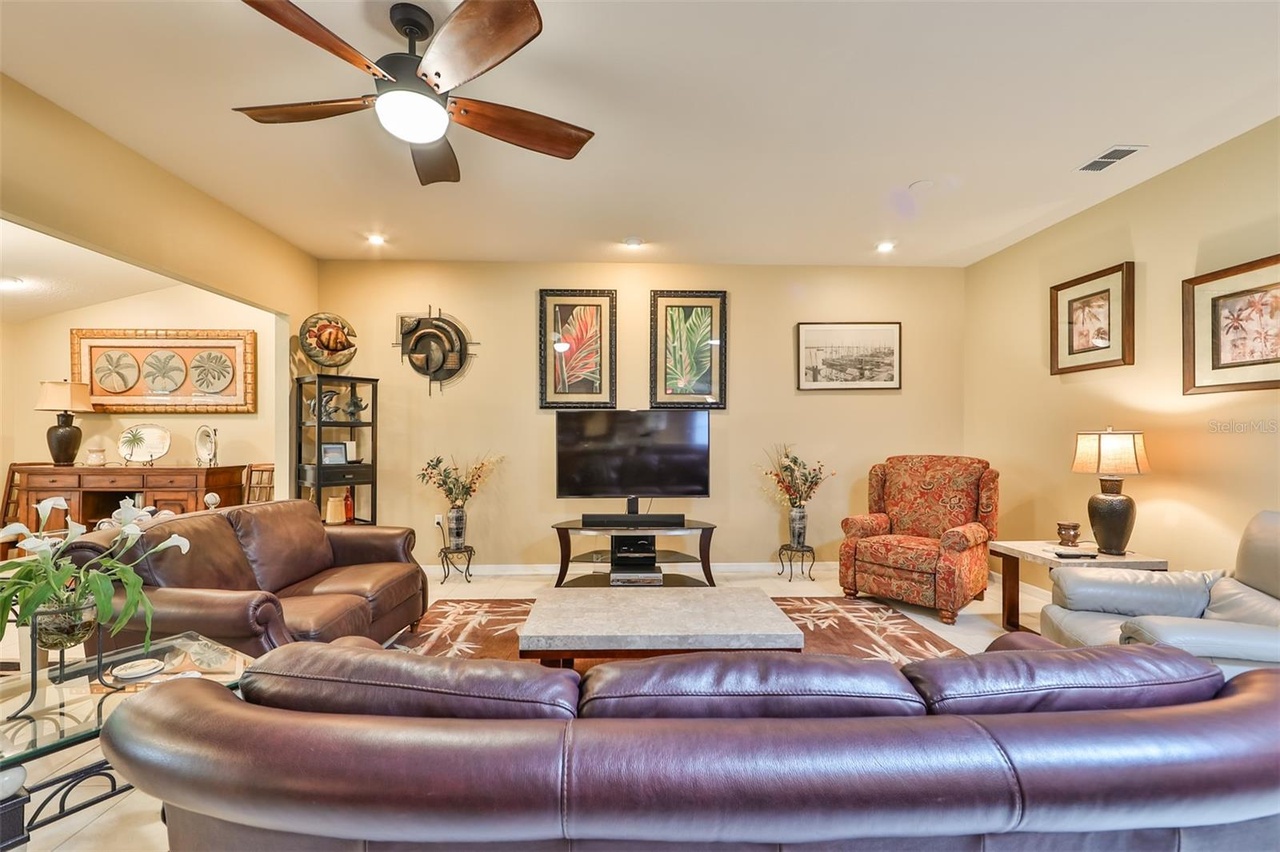 2025 Grantham Greens Dr, SUN CITY CENTER, FL 33573 MLS T3487886 Redfin