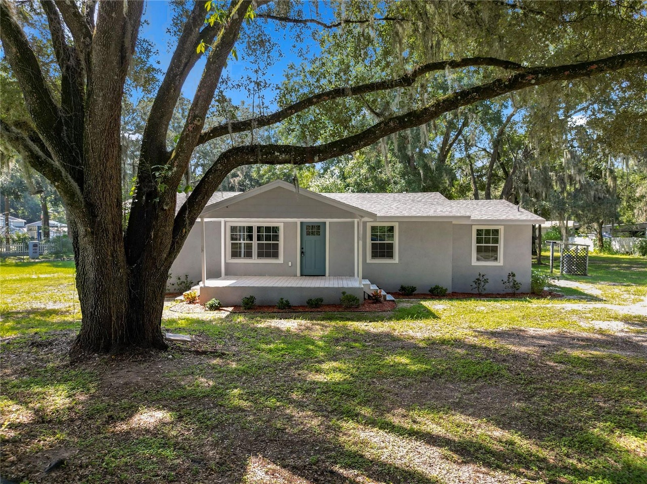 12214 Grovewood Ave, THONOTOSASSA, FL 33592 | MLS# L4938934 | Redfin