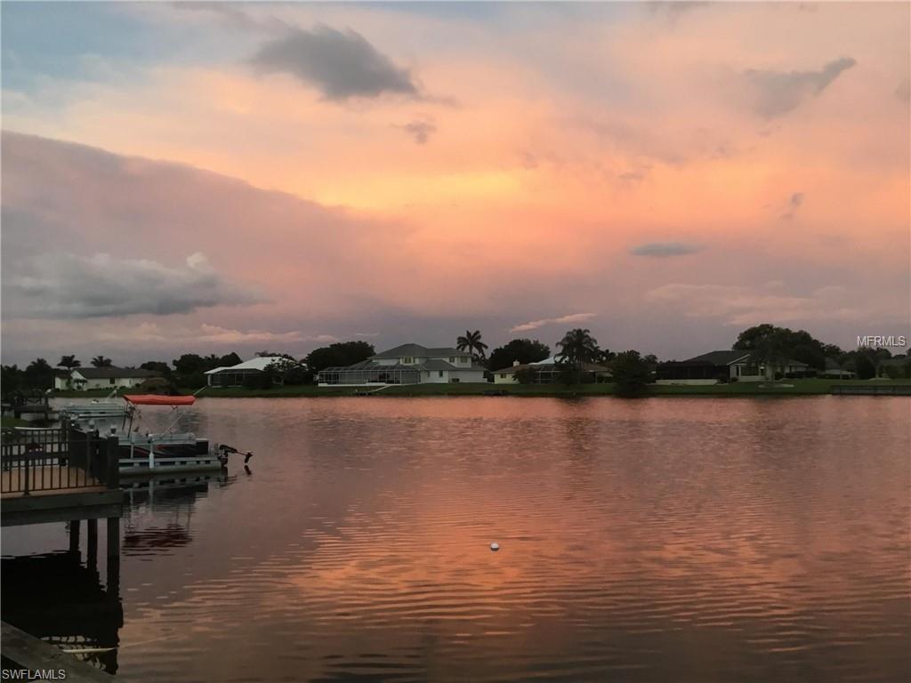 12680 SW Lakeside Dr SW, LAKE SUZY, FL 34269  MLS# A4414971  Redfin