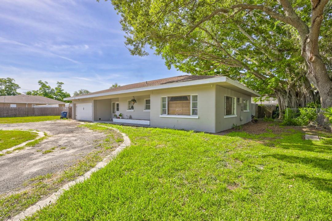 2312 55th Ave W, BRADENTON, FL 34207 | MLS# O6126986 | Redfin