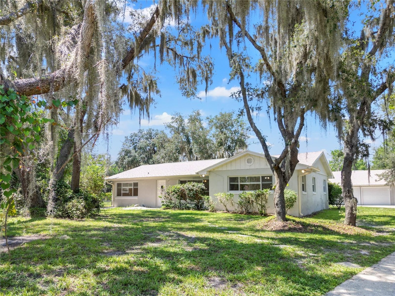 6775 Bay Shore Dr, SAINT CLOUD, FL 34771 | MLS# O6127987 | Redfin