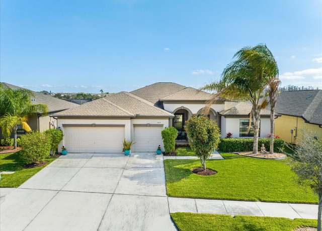 Property at 5015 Jagged Cloud Dr, Wimauma, FL 33598, 5 beds, 3 baths