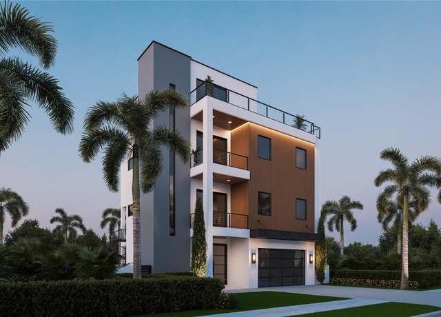 Property at 300 176th Avenue Cir, Redington Shores, FL 33708, 4 beds, 3 baths