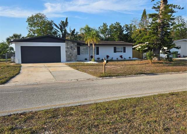 Property at 3014 W Southern Pkwy, Bradenton, FL 34205, 3 beds, 2 baths