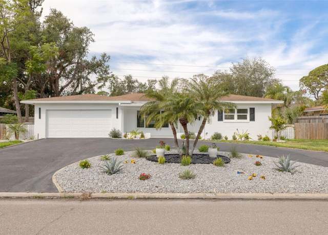 Property at 6655 Colony Dr S, St Petersburg, FL 33705, 3 beds, 2 baths