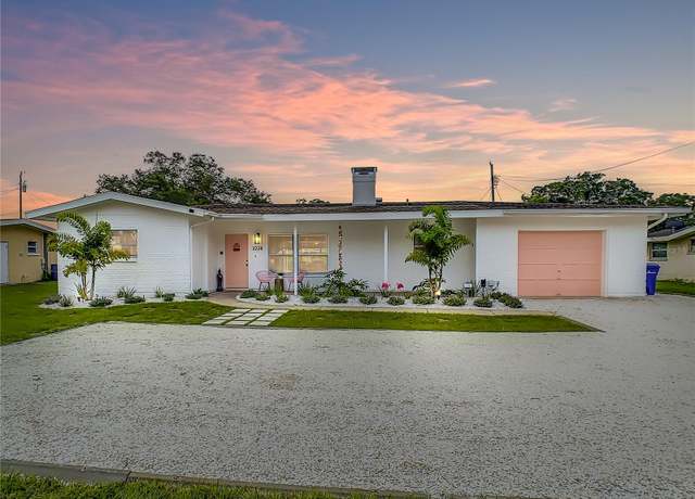 Property at 3228 Webber St, Sarasota, FL 34239, 2 beds, 2 baths